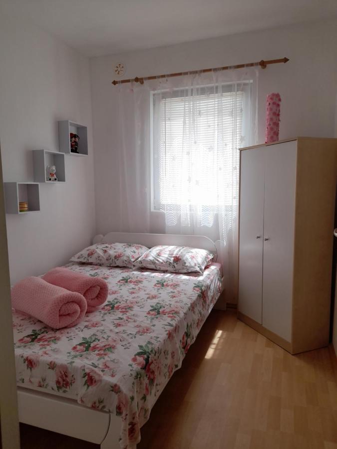 Apartmani Plesa Vir Eksteriør bilde